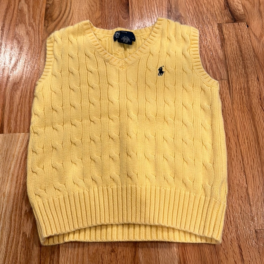 Boys Ralph Lauren Sweater Polo. Size 5. Yellow with pattern.