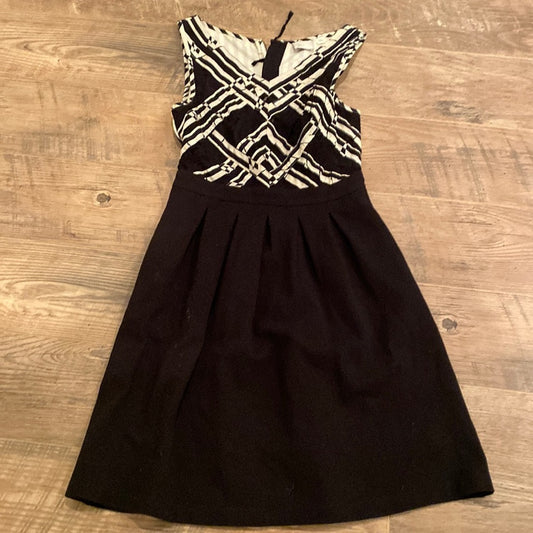 ANTHROPOLOGIE Women’s Black and White Dress Size 2