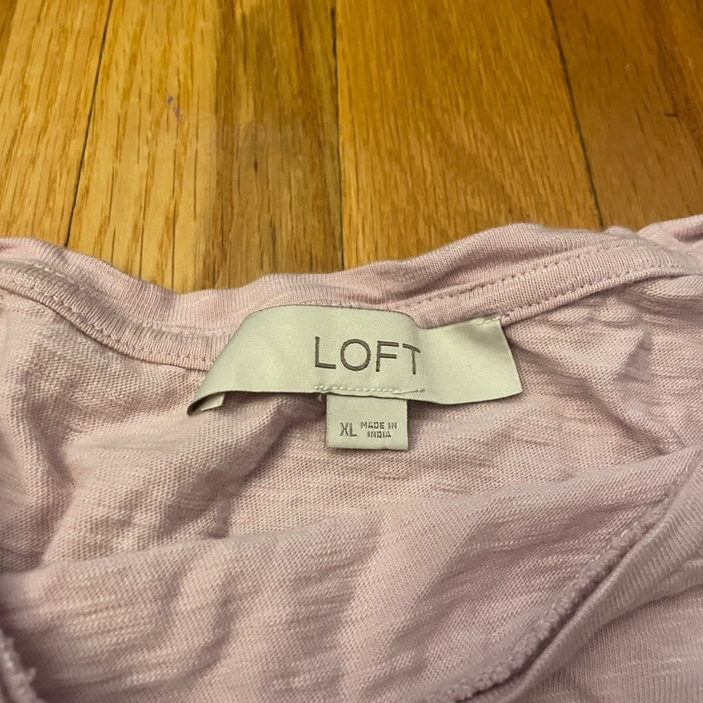Loft Light Pink/Lilac Long Sleeve Size XL