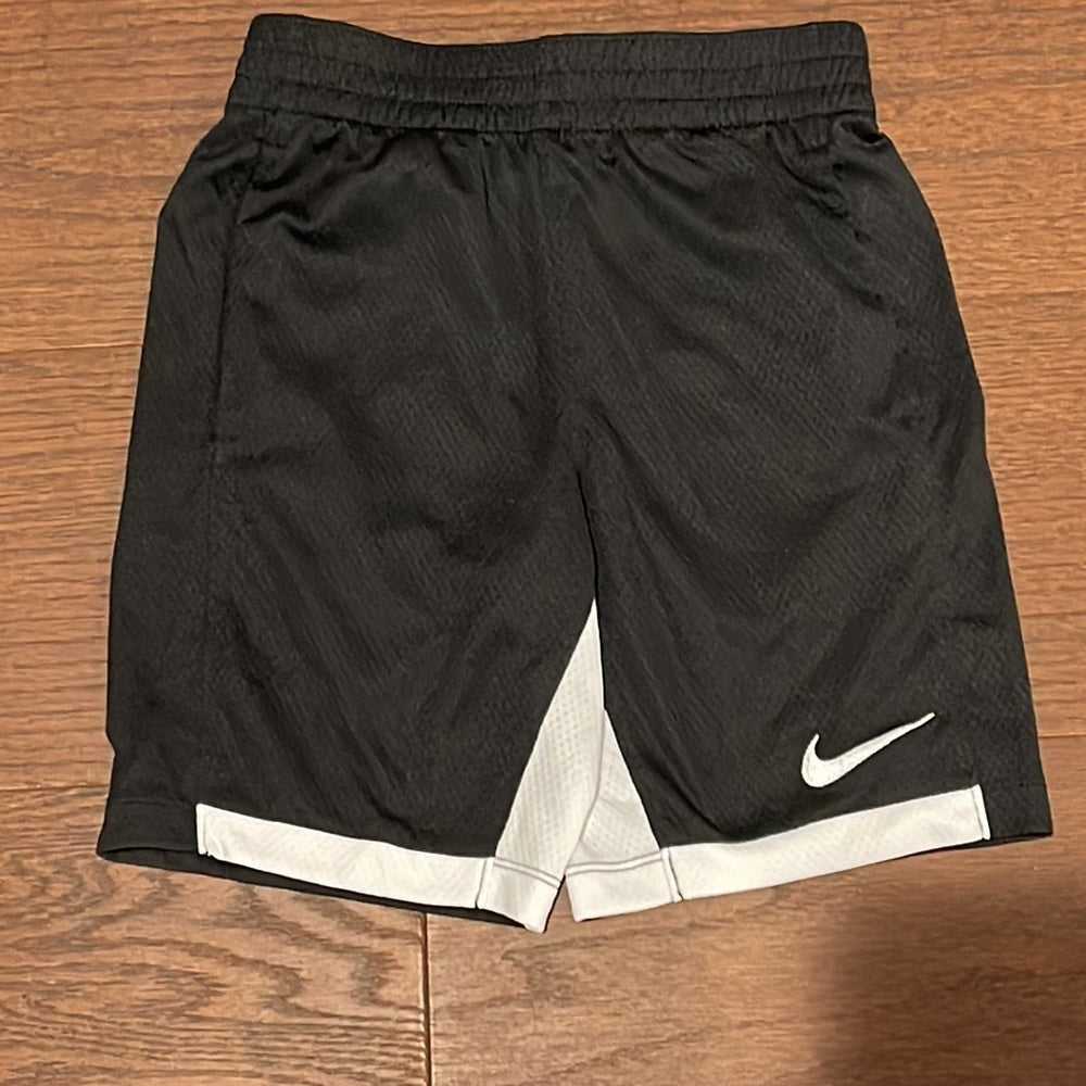 Nike Dri-Fit trophy Big Kid’s Black and Grey Training Shorts All Size Small