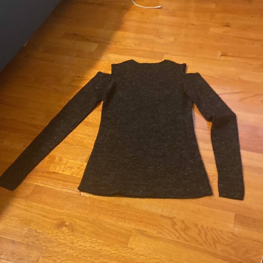Women’s Current/Elliot long sleeved top. Black. Size 1