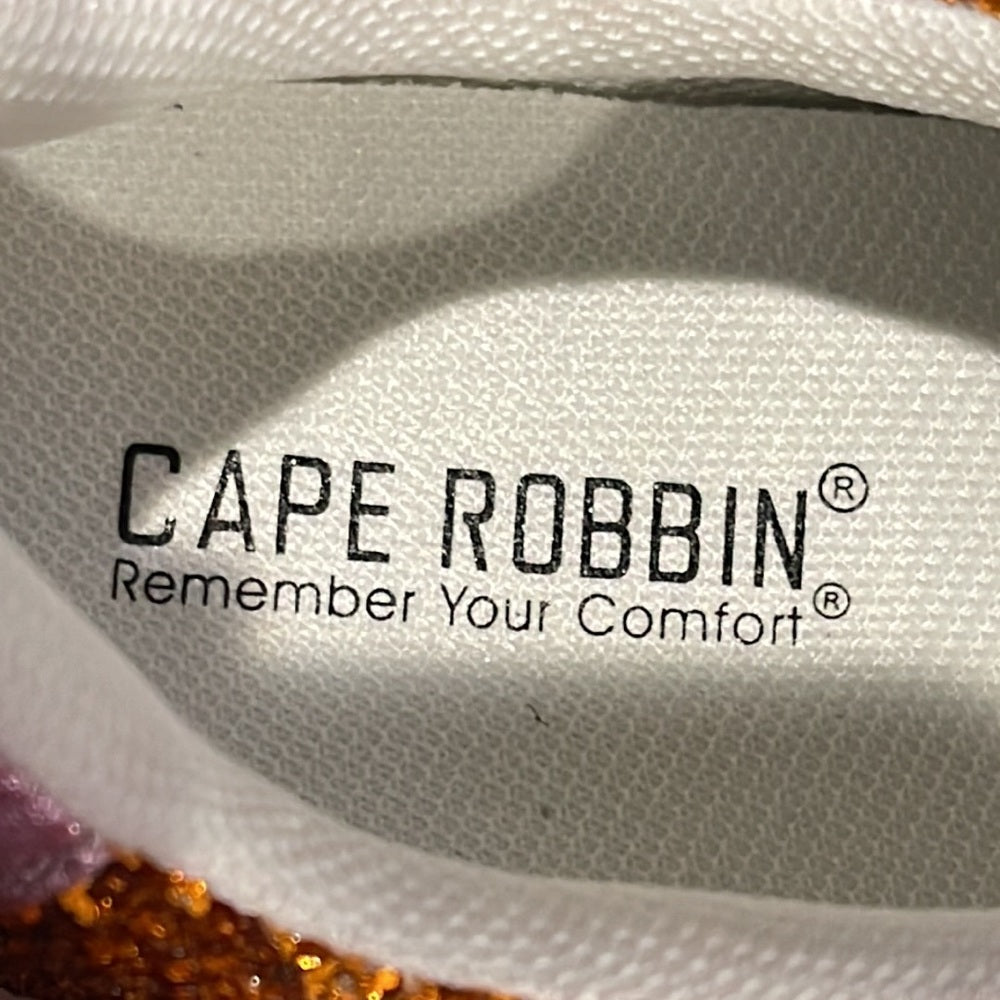 Cape Robbin Women’s Sparkle Sneakers Size 9