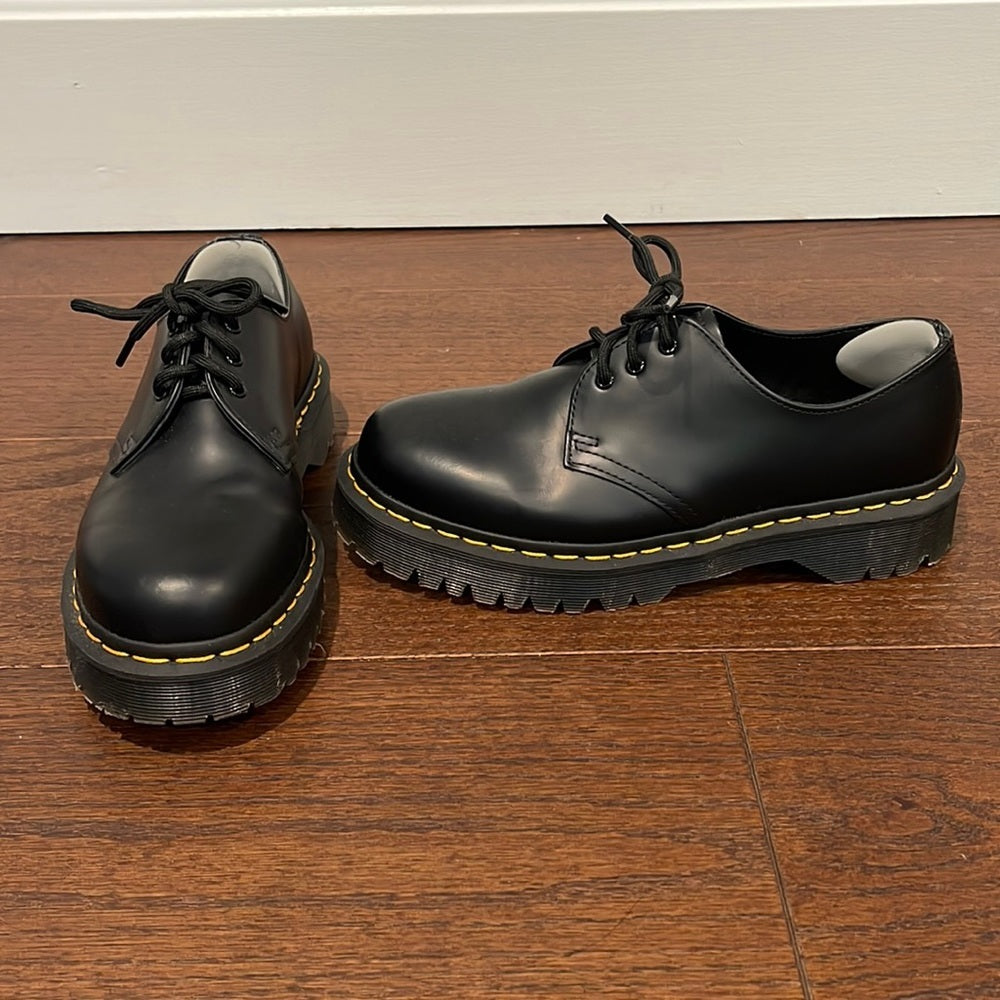 Dr. Martens Men’s Smooth Leather Oxford Shoes Size 7.5