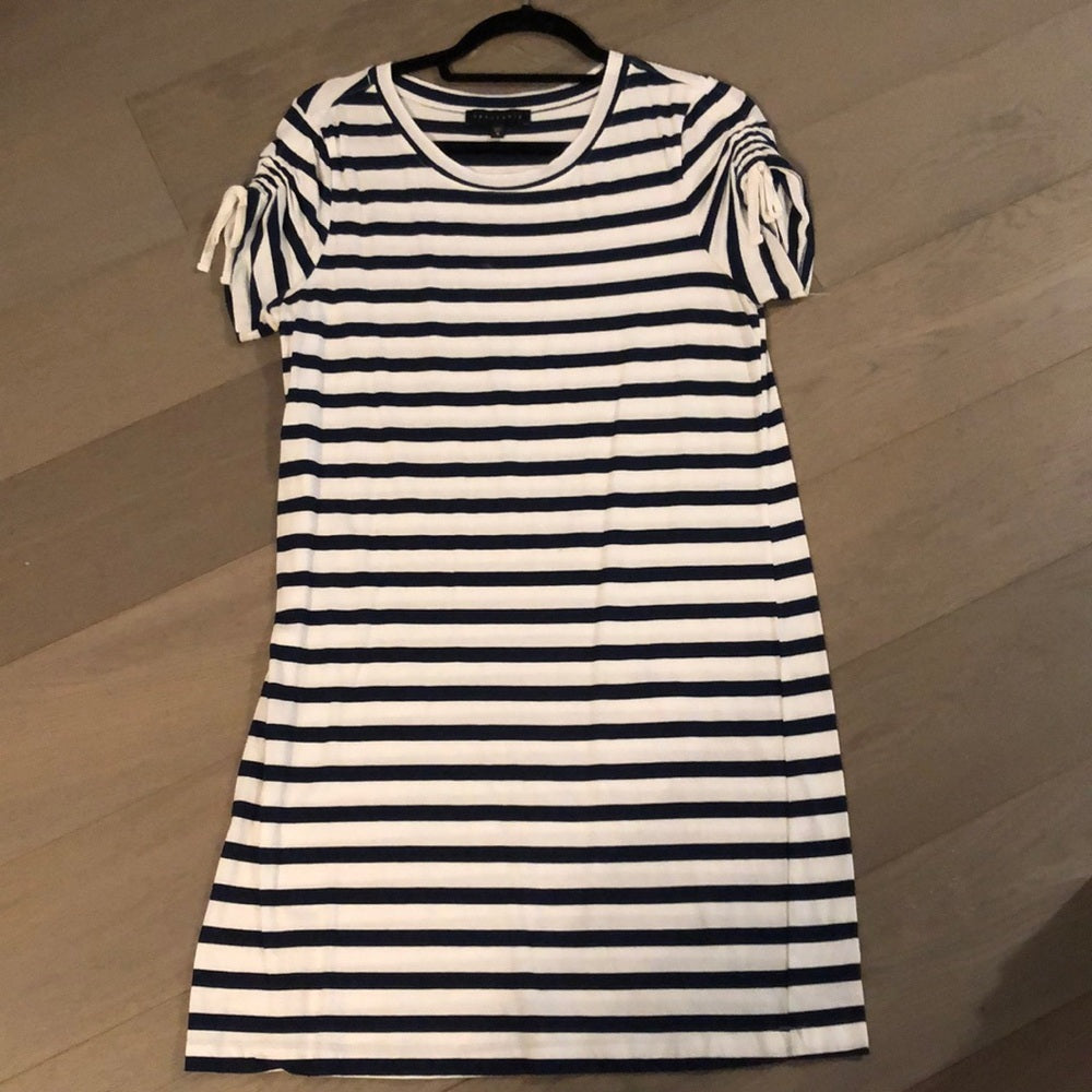 Sanctuary White & Blue Striped Short Sleeve Dress Size Medium