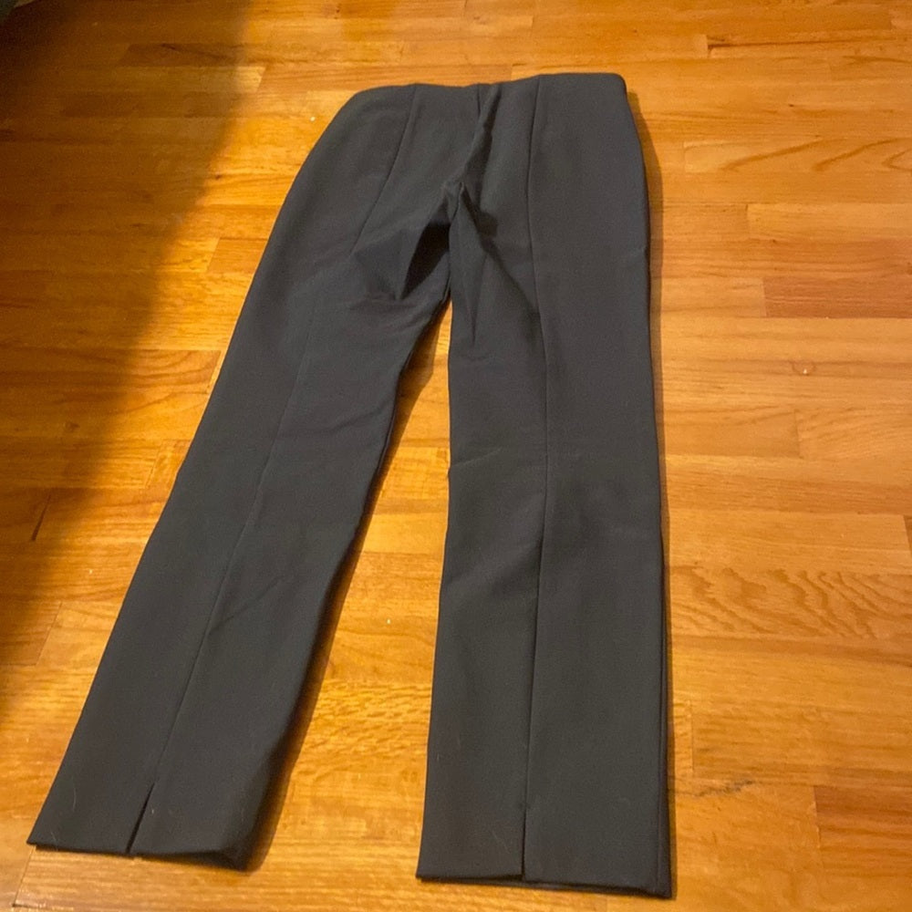 Women’s Vince pants. Grey. Size S