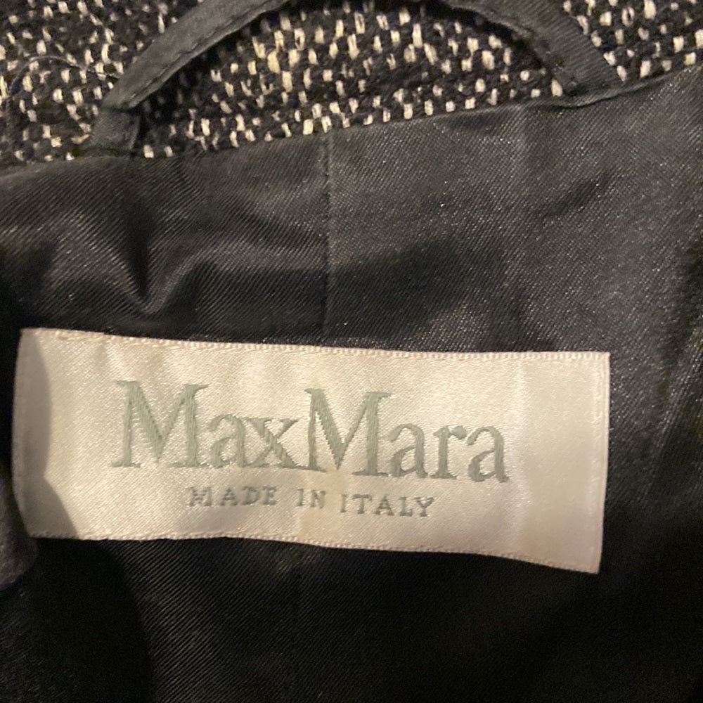 Women’s MaxMara jacket. Black/grey. Size 6