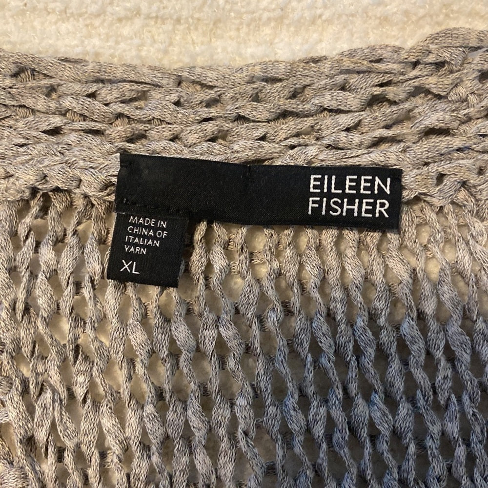 Women’s Eileen Fisher vest. Grey. Size XL