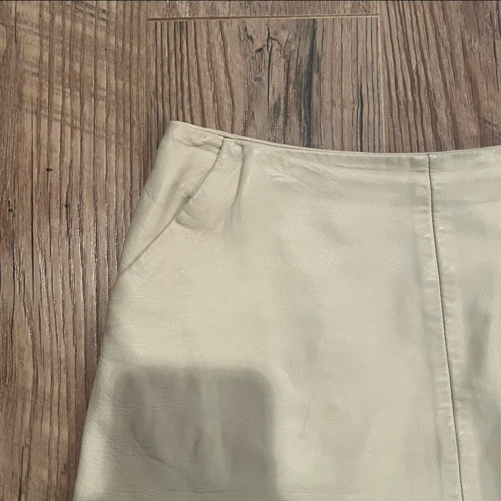 Andrew Marc Women’s Cream Leather Skirt Size 2