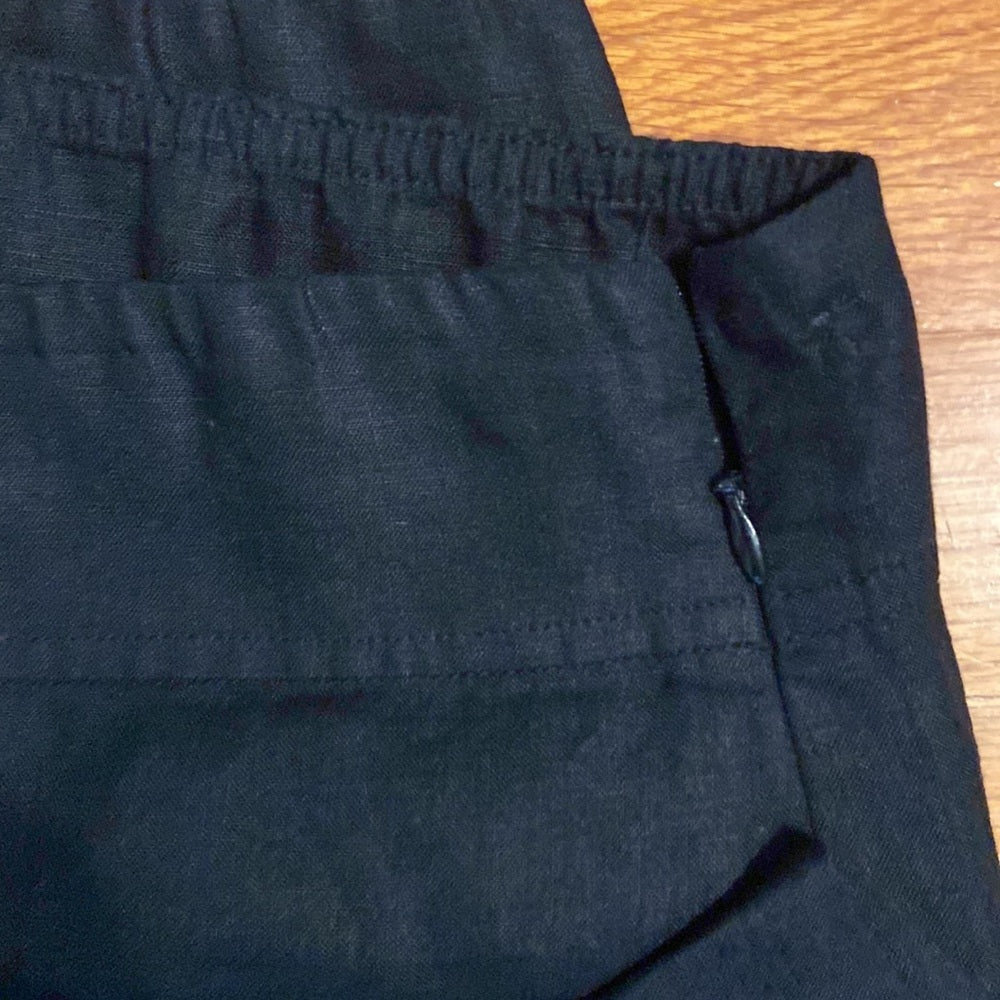 Women’s Eileen Fisher pants. Black. Size XL
