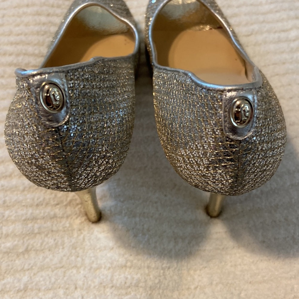 Women’s Ivanka Trump shoes. Silver. Size 9.5