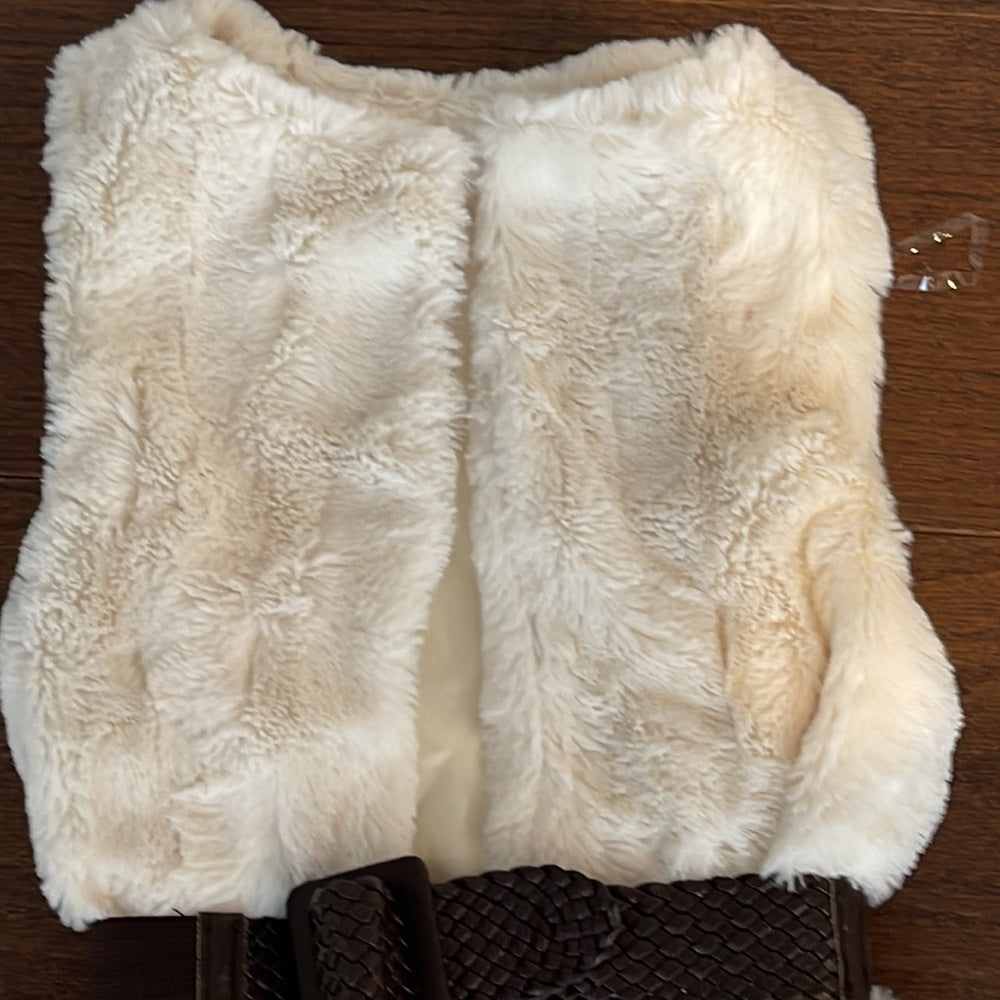 Beautees Girls Cream Faux Fur Vest with belt Size Small