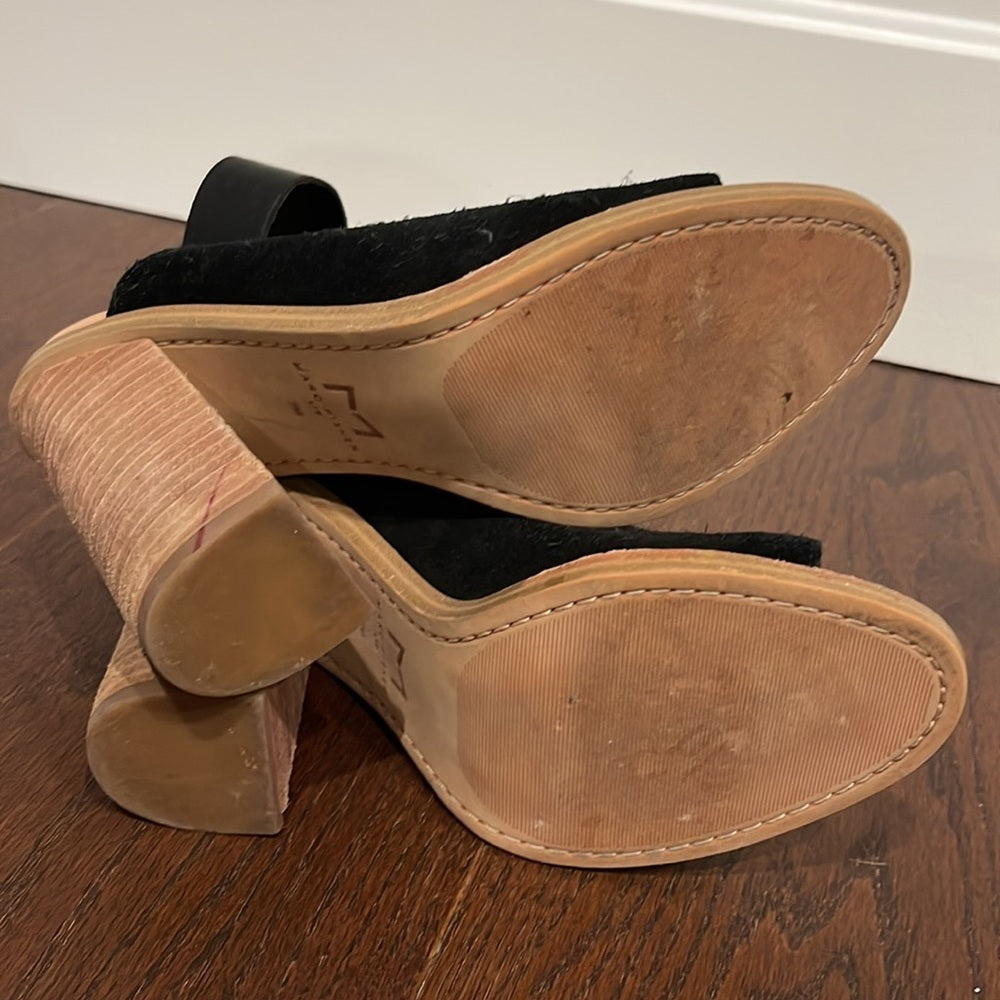 Marc Fisher Peep Toe Suede Shoes Size 7