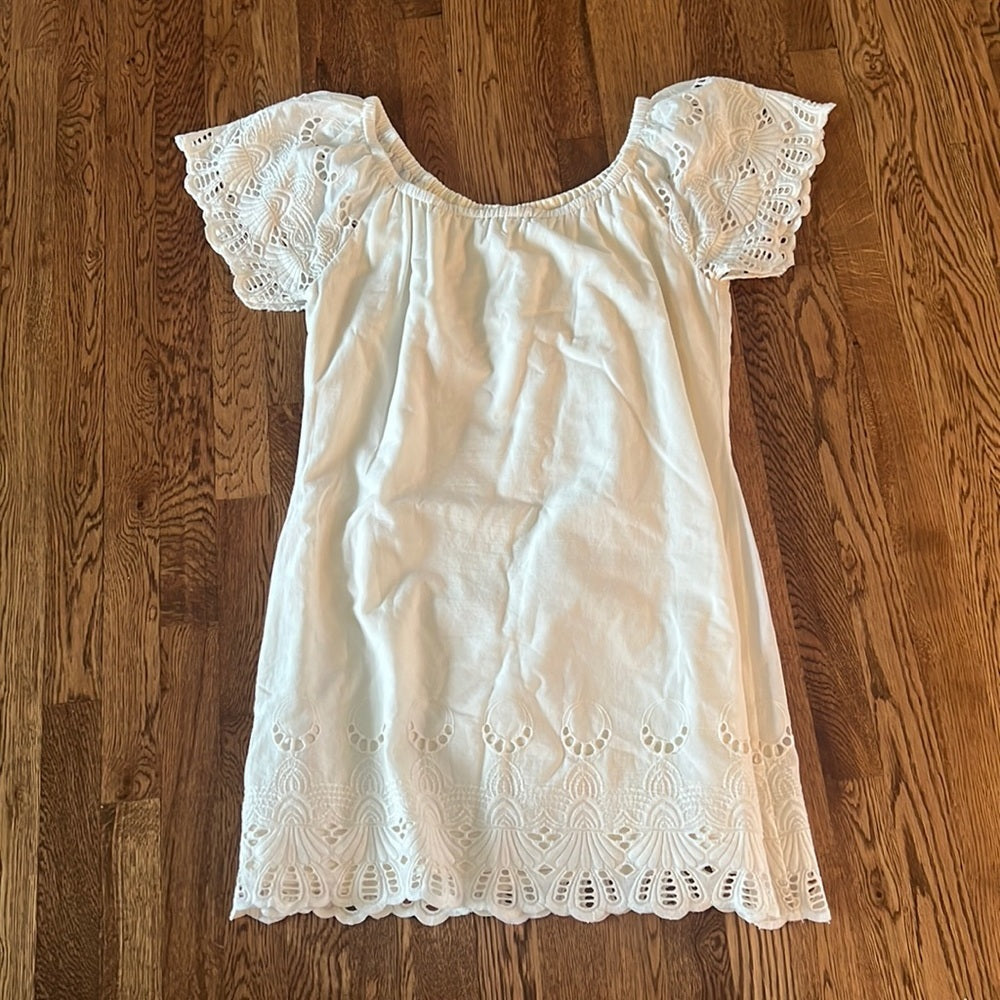 Astars + Evereve Woman’s White Dress Size Large