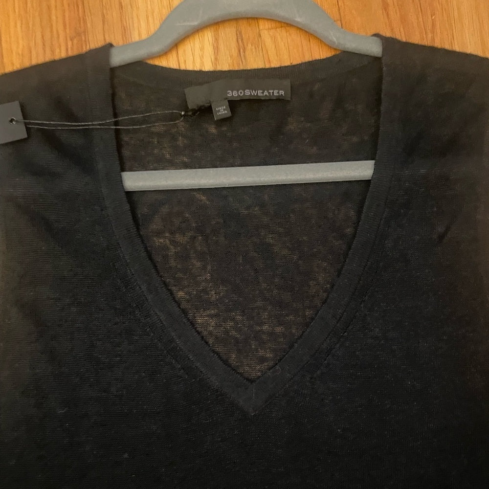 NWT 360Sweater Black V-neck Tank Top Size Medium