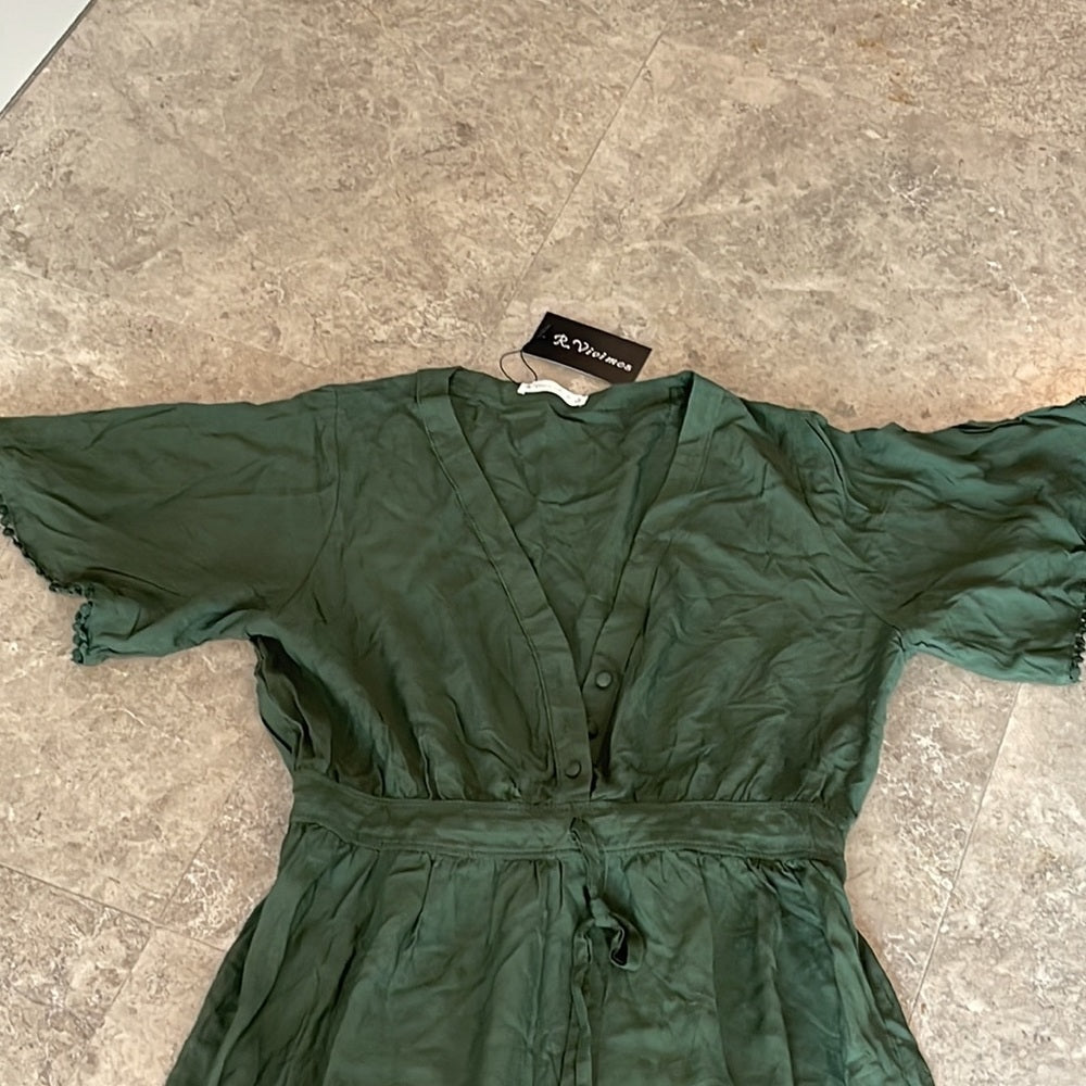 NWT R. Vivimos Green Long Women’s Dress Size 8/10