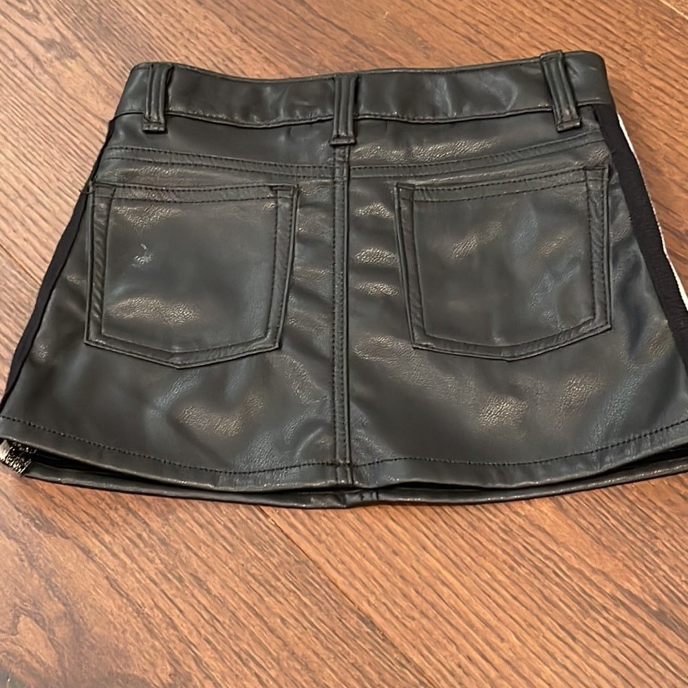 FBZ Black Faux Leather Girls Skirt Size 5