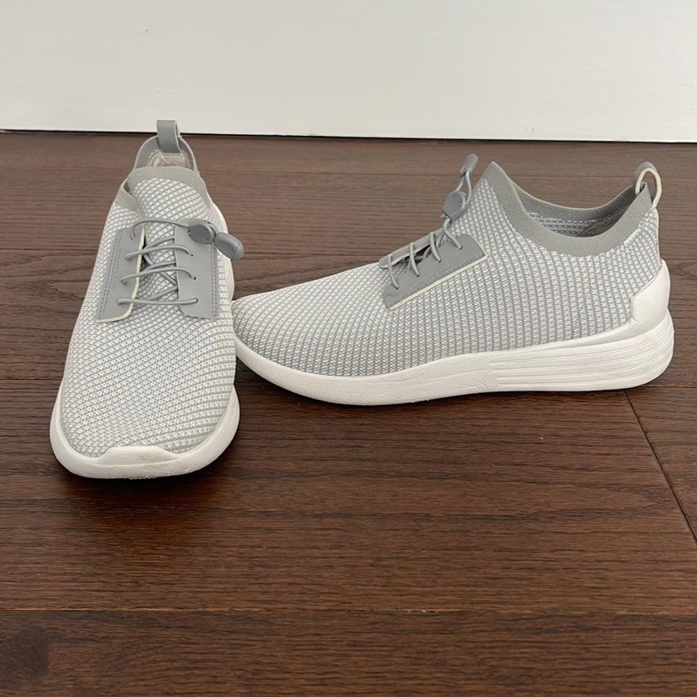 KENDALL + Kylie Grey Women’s Sneakers Size 9.5