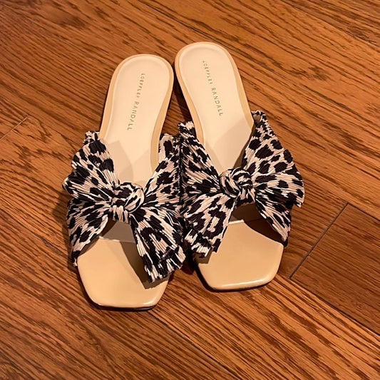 Loeffler Randall Women’s Daphne Leopard Flats Size 8.5