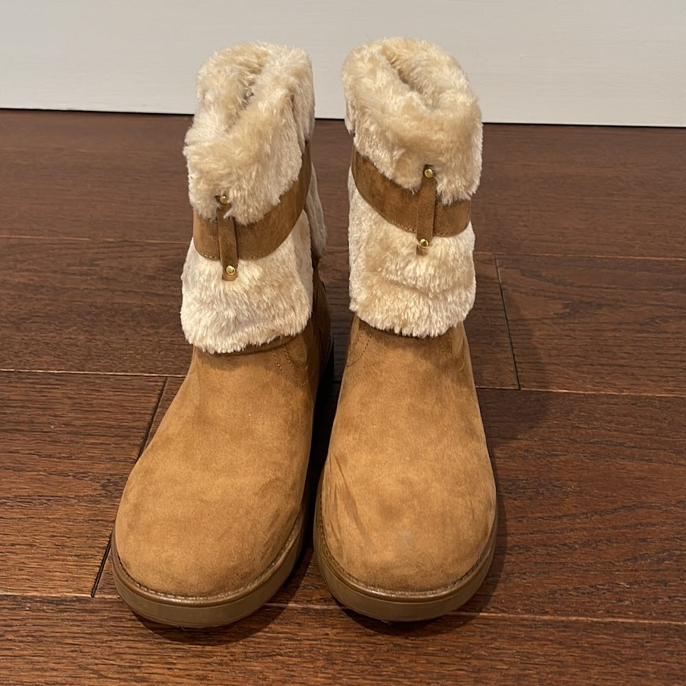 G by Guess Tan Winter Boots Size 9