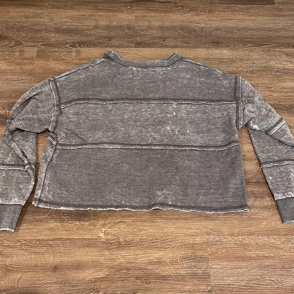 Vintage Havana Girl’s Gray Crewneck - L