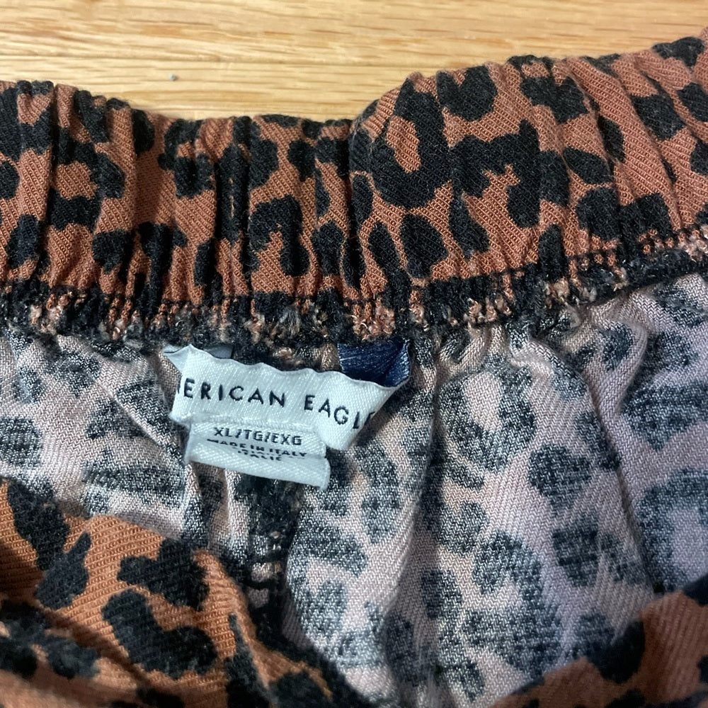 American Eagle Cheetah Wrap Around Shorts Size XL