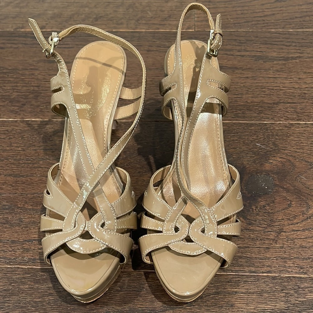 Elie Tahari Nude Sandals size 39/9