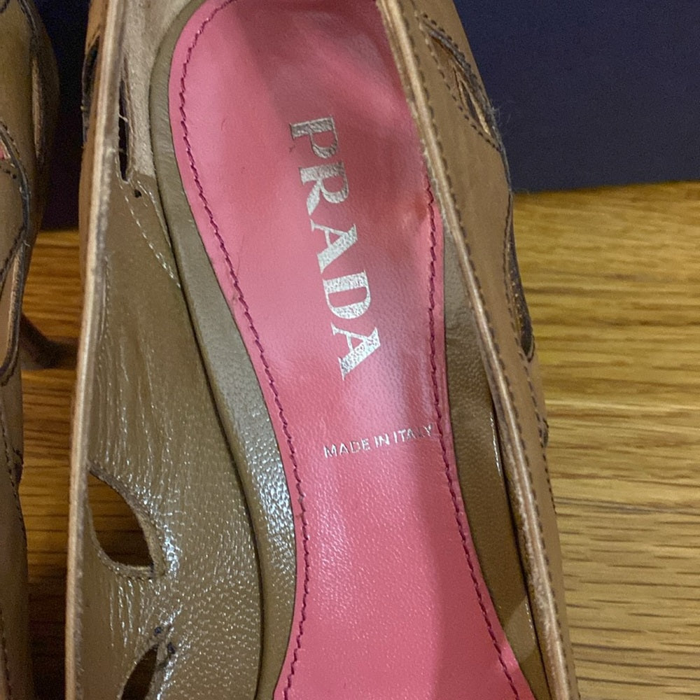 Prada Women’s Brown Pumps Size 6.5