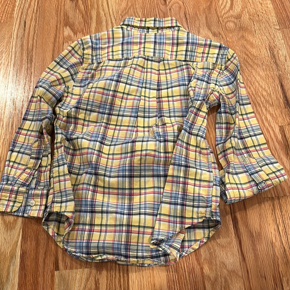 Boys Ralph Lauren Buttoned Down Shirt. Size 5. Rainbow striped pattern.