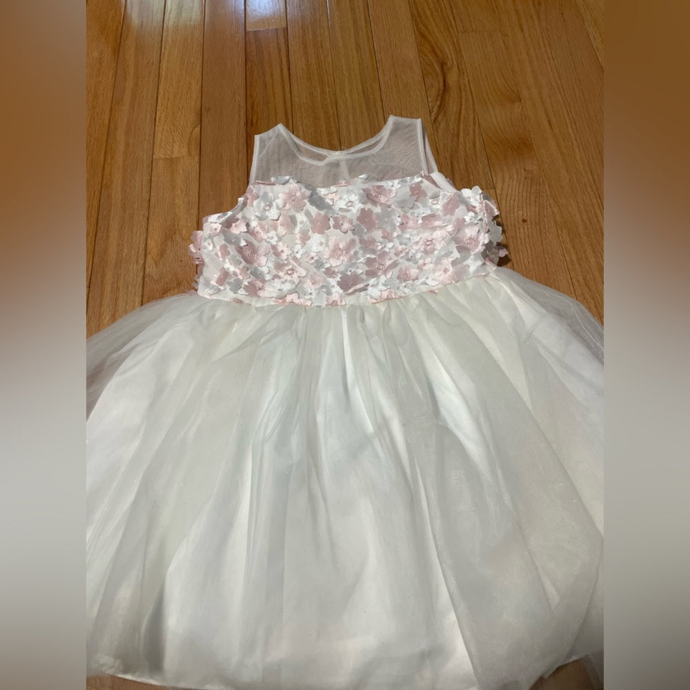 Pippa & Julie White and Pink Floral Kids Dress Size 5