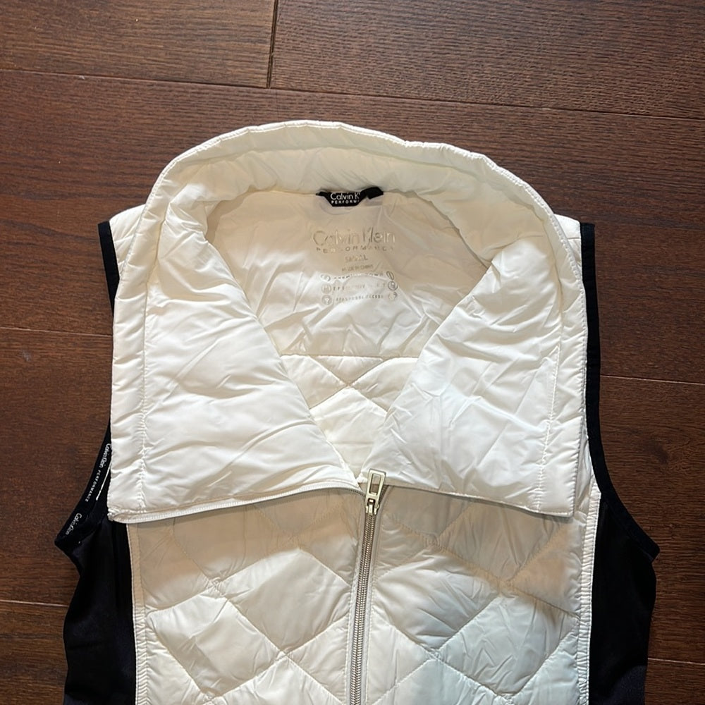 Calvin Klein White and Black Puffer Vest Size Small