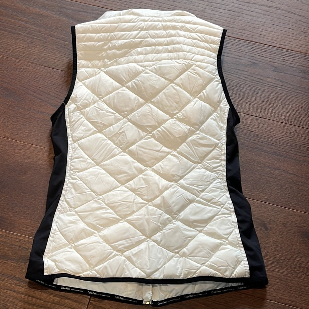 Calvin Klein White and Black Puffer Vest Size Small