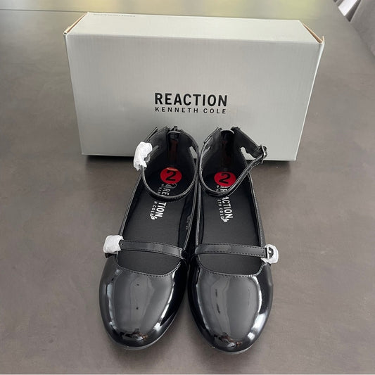 KENNETH Cole Reaction Black Patent Leather Girls Ballet Flats Size 2