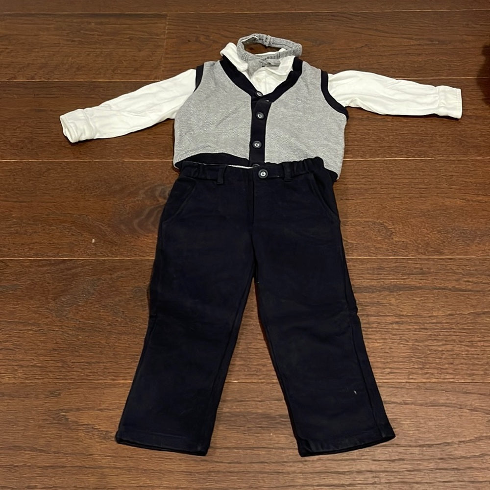 Armani Boys White Polo, Vest, Bow tie and Pants set Size 18 months