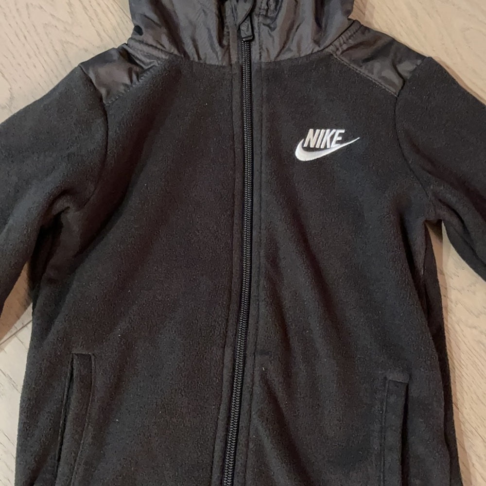 Nike Boys Hooded Fleece Sweatshirt Size 5