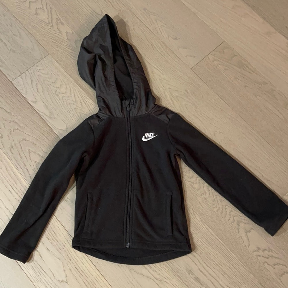 Nike Boys Hooded Fleece Sweatshirt Size 5