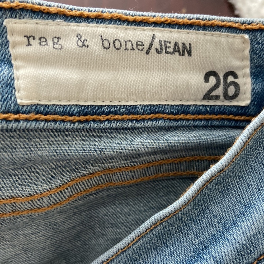 Women’s rag & bones skinny jeans. Size 26