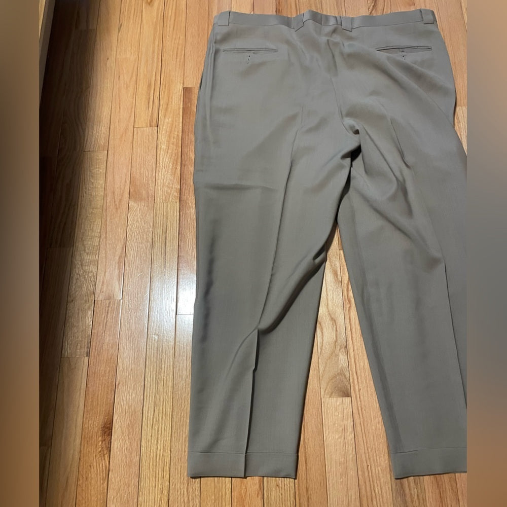 Giorgio Armani Men’s Beige Dress Pants Size 40