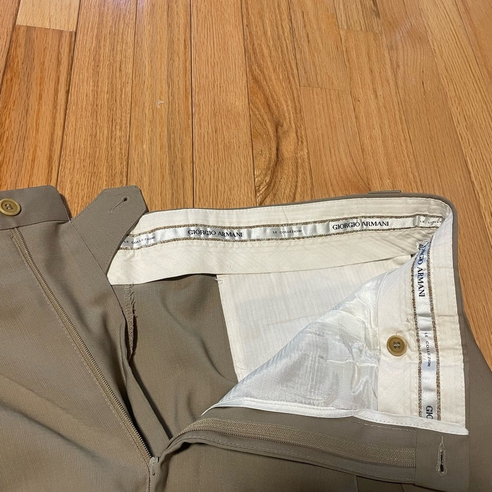 Giorgio Armani Men’s Beige Dress Pants Size 40