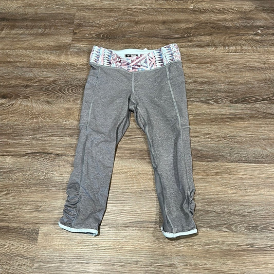 IVIVVA Girl’s Athletic Capris - Size 10