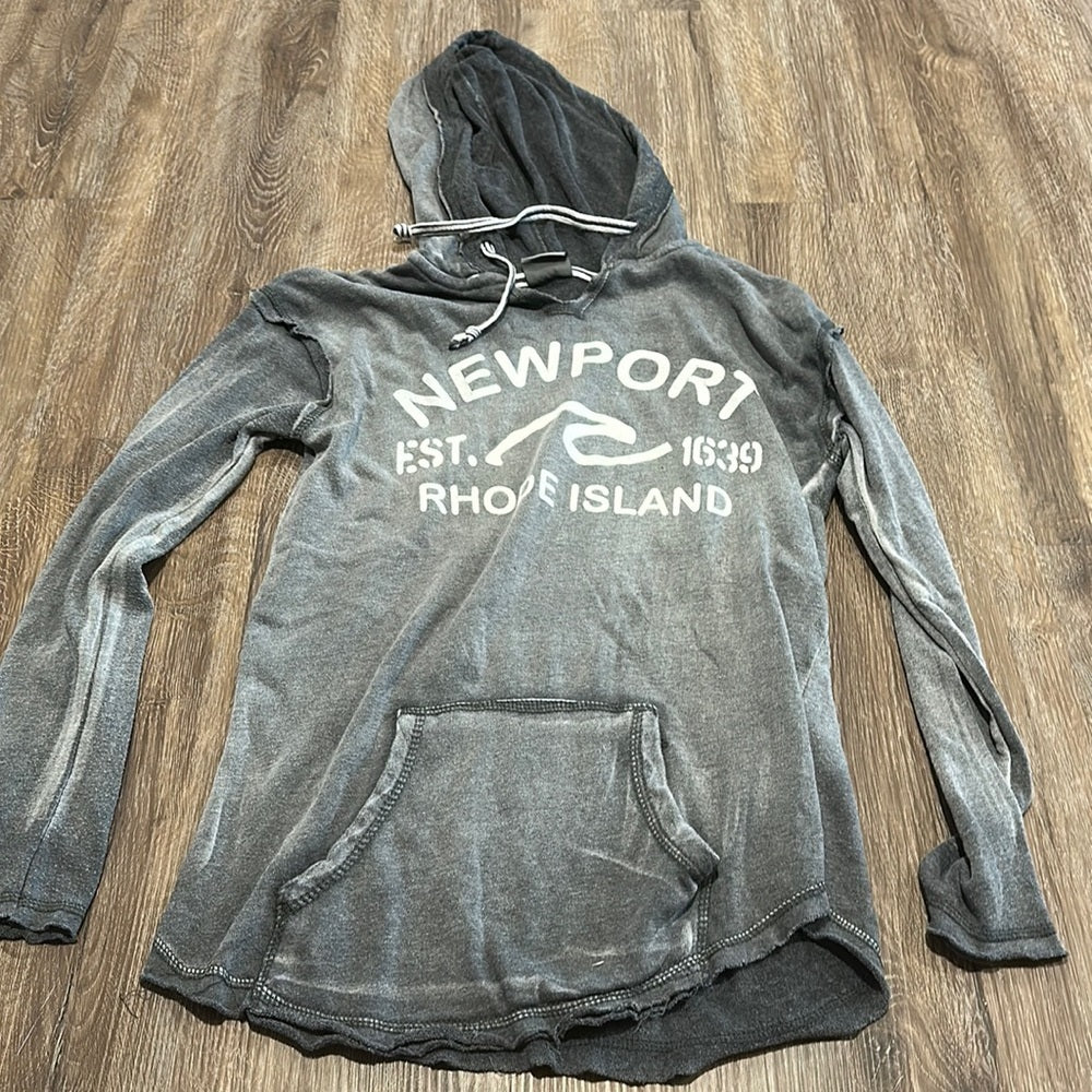 NEWPORT Rhode Island MV Sport Kid’s Hoodie - Size Small