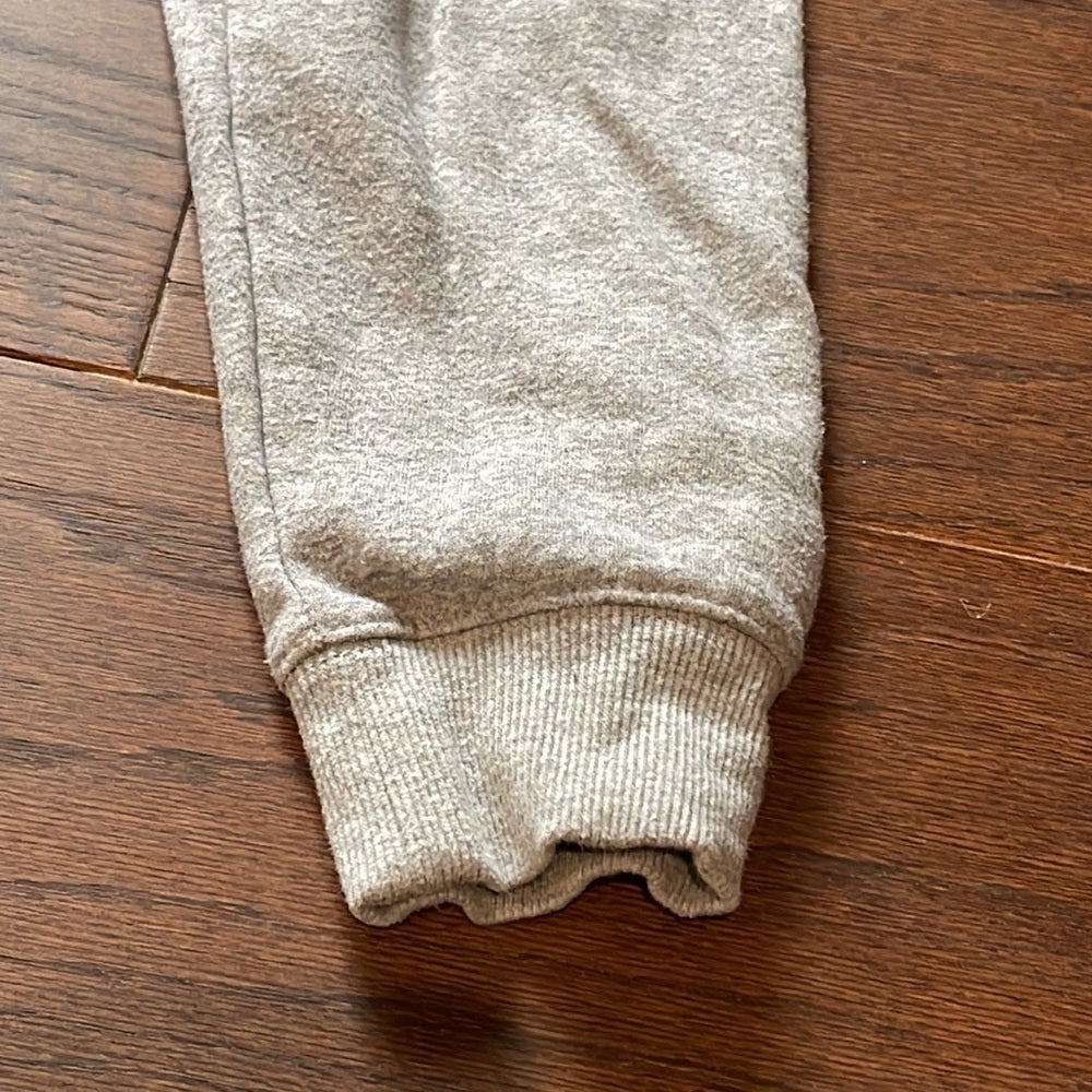 Nike Boys Grey Sweatpants Size 6