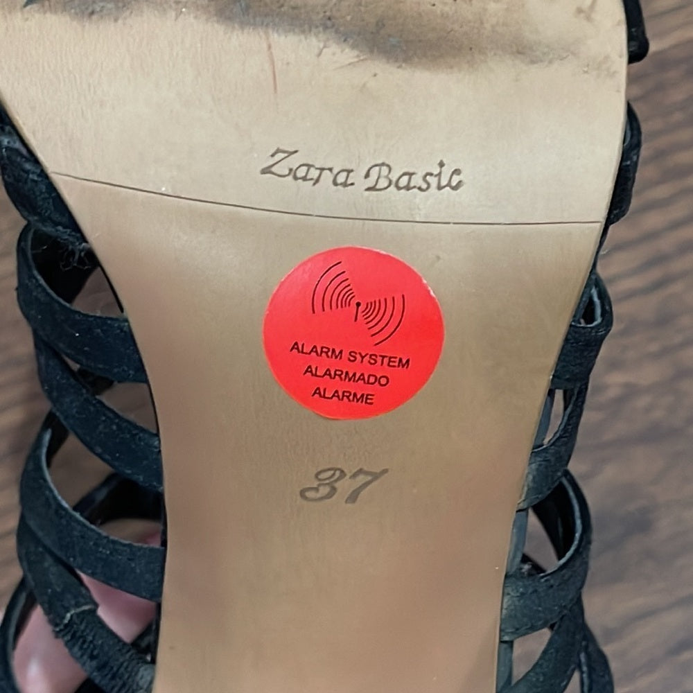 Zara Black Strappy Heels Size 37/7