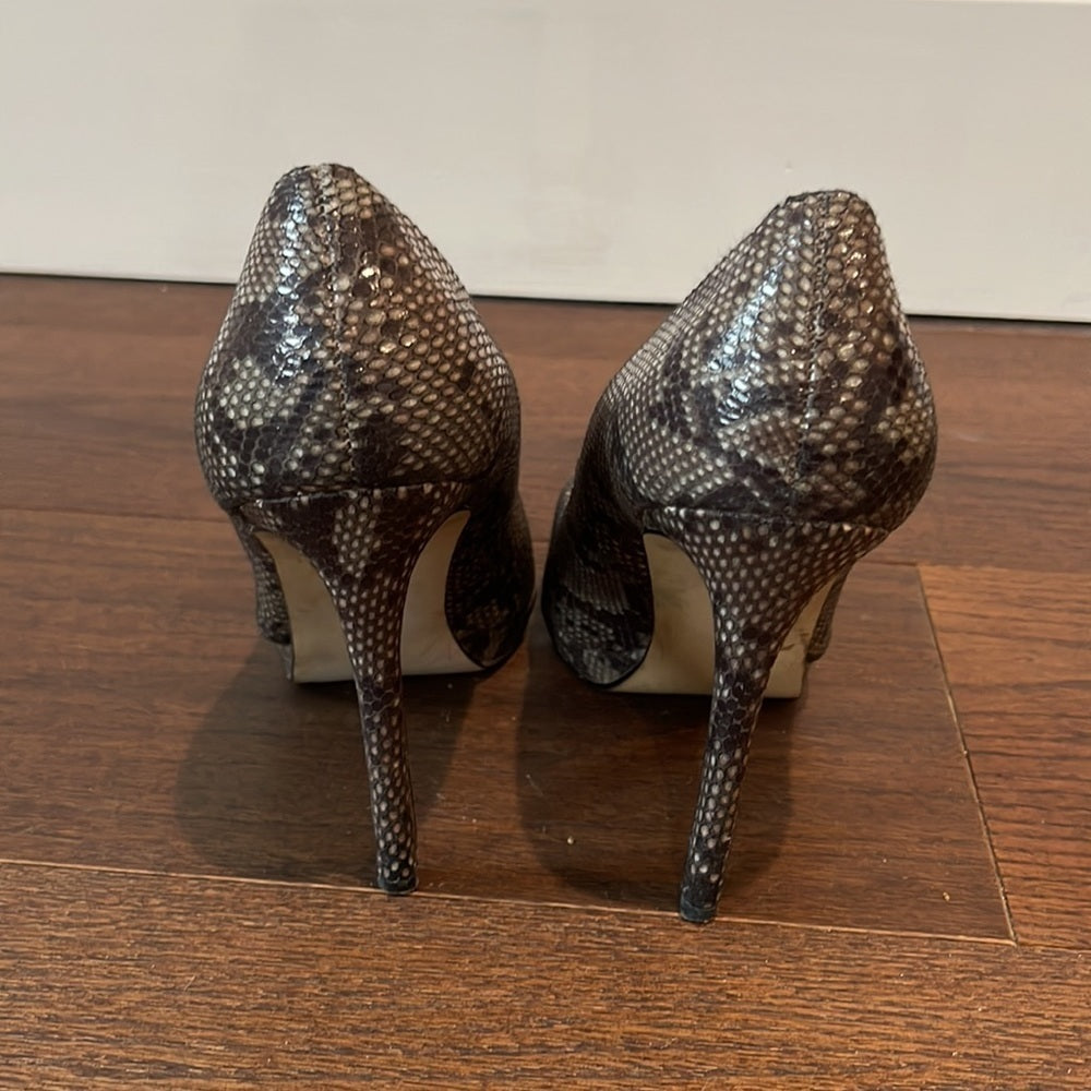 Steve Madden Women’s Snakeskin Pump Size 7.5