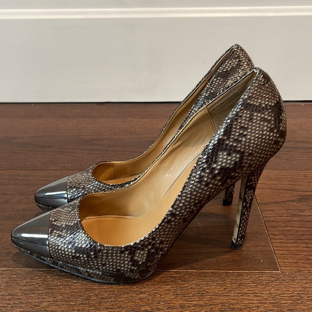 Steve Madden Women’s Snakeskin Pump Size 7.5