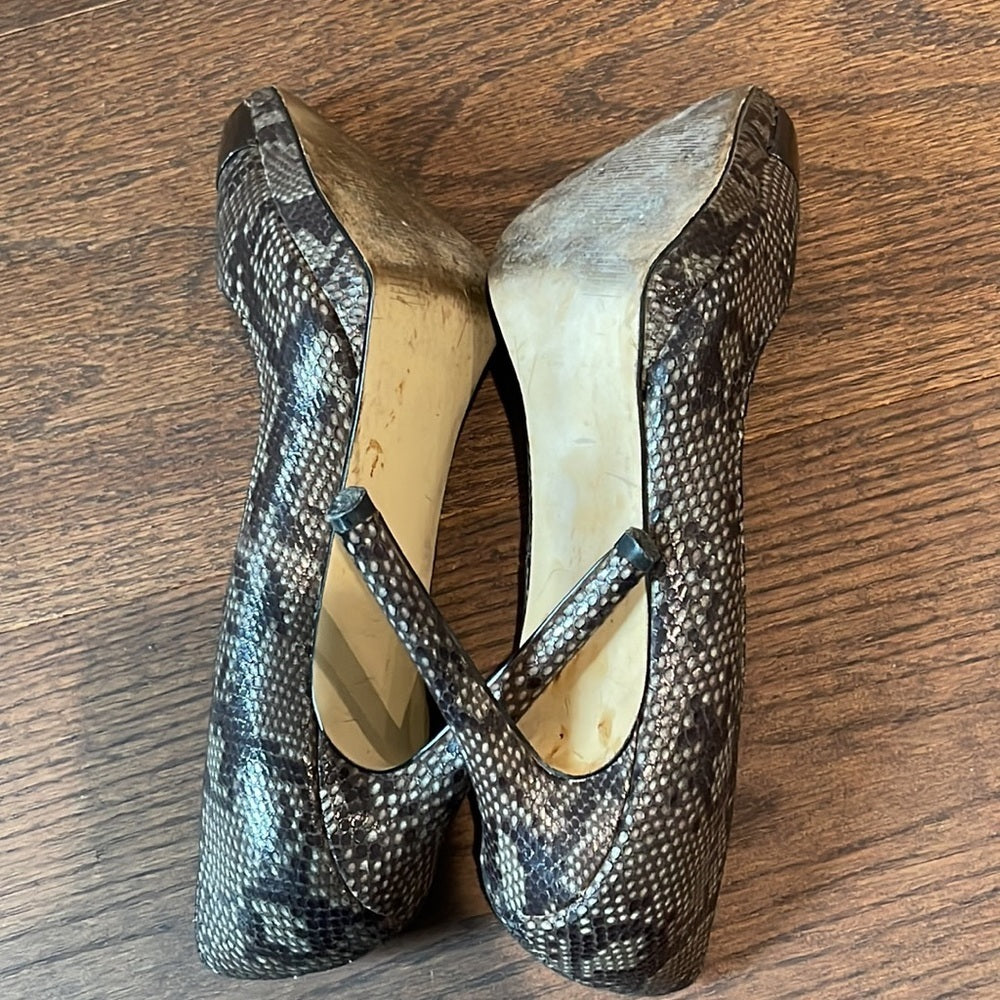 Steve Madden Women’s Snakeskin Pump Size 7.5