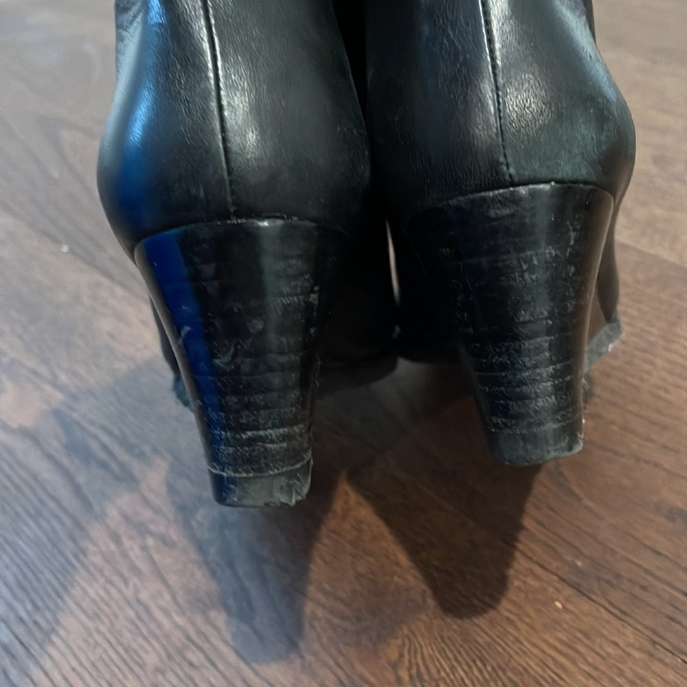 STUART Weitzman Black Leather Wedges Size 9