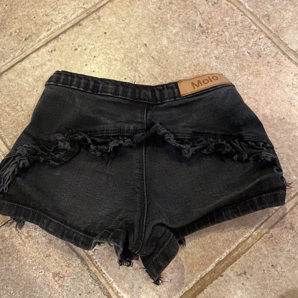 Molo kids black jean shorts size 5