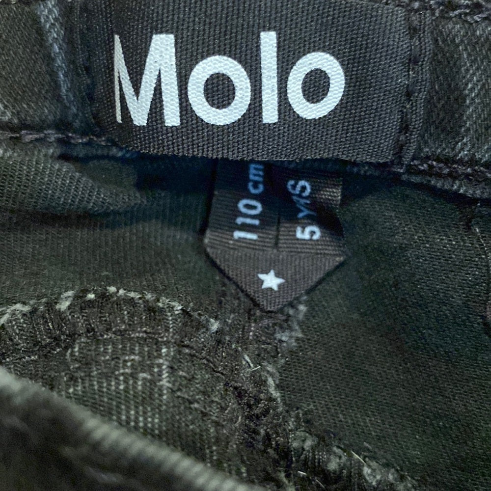 Molo kids black jean shorts size 5