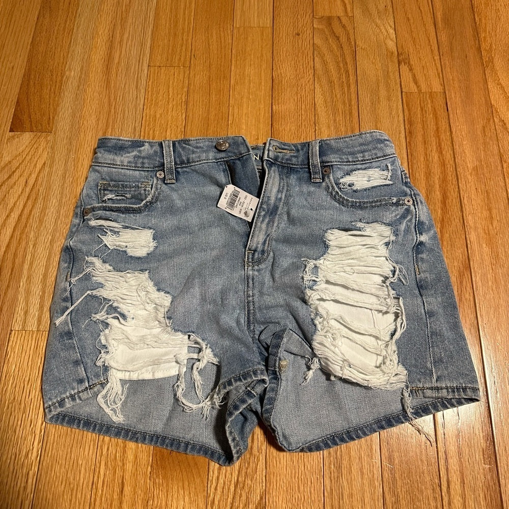 Nwt American Eagle Blue Ripped Jean Shorts Size 0