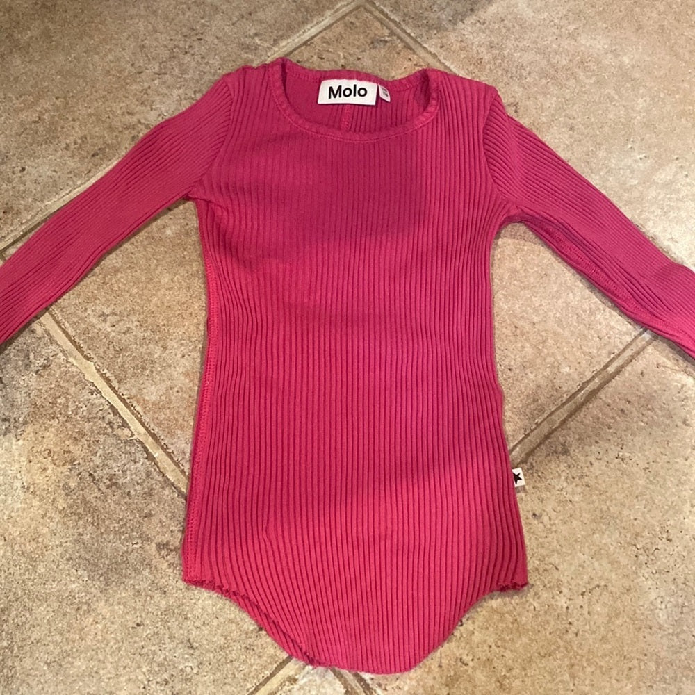 Molo kids magenta slim fit stretchy long sleeve top size 5